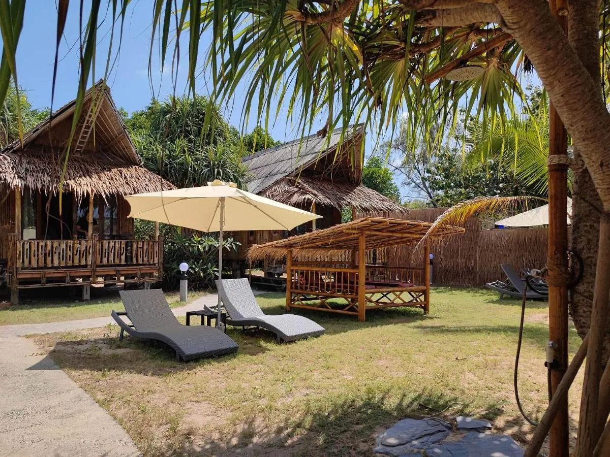 Lazy Days Bungalows Ko Lanta 3*,  Thaiföld