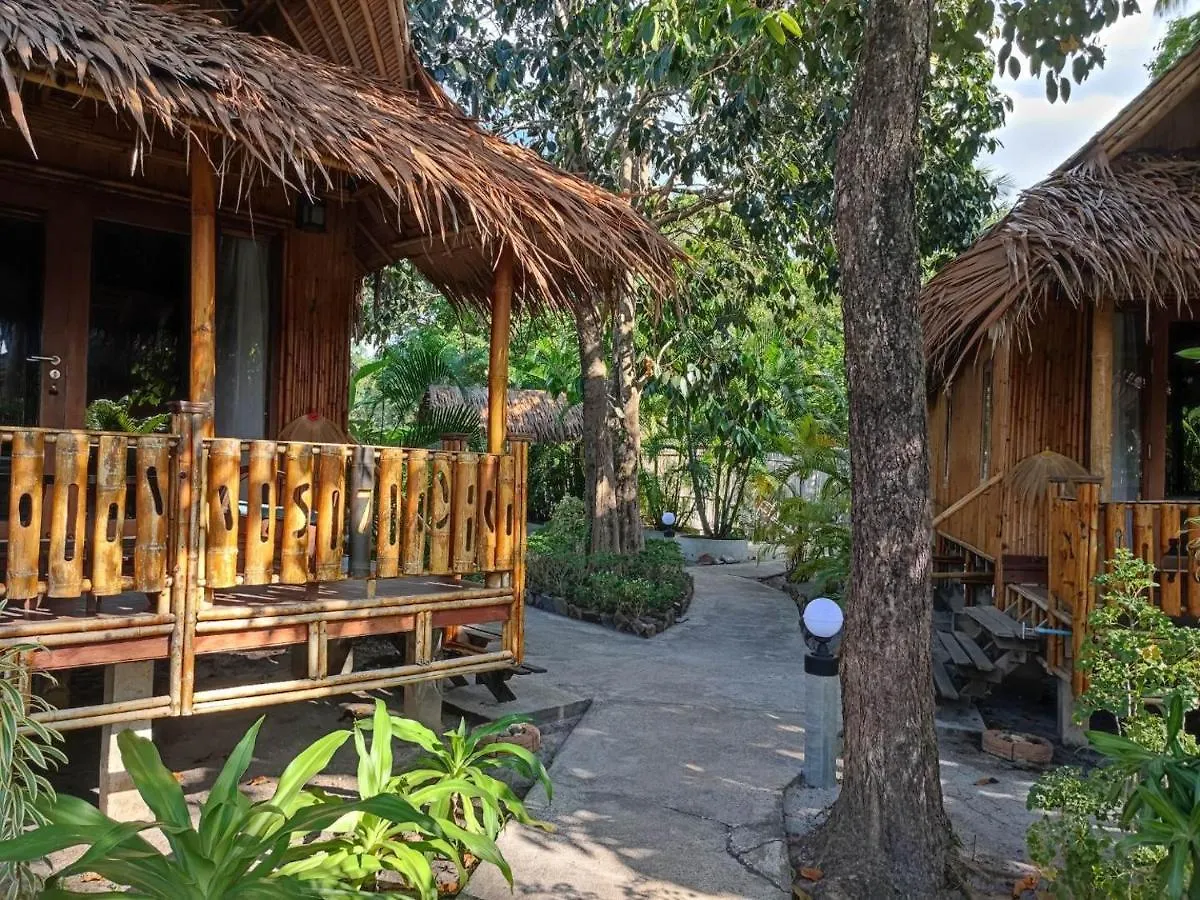 Lazy Days Bungalows Ko Lanta 3*,