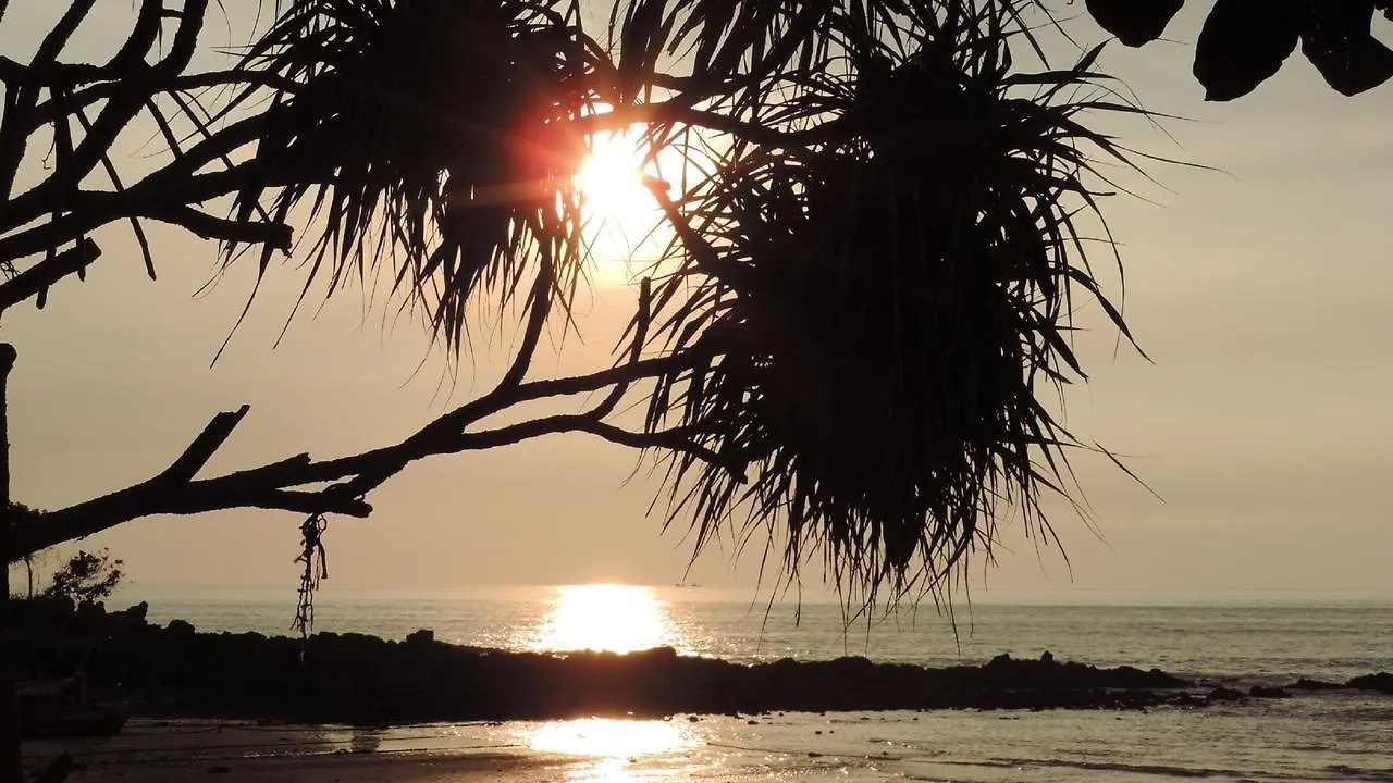 慵懒时光简易别墅旅馆 Ko Lanta