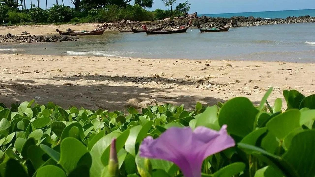 慵懒时光简易别墅旅馆 Ko Lanta 3*,